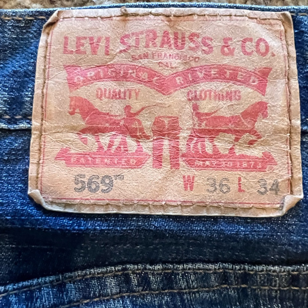 569 Levi's Classic Straight Jeans in Deep Blue 36X34
